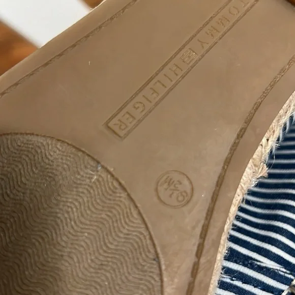 Tommy Hilfiger Navy Stripe Espadrilles shoes size 9.5 NWOB - Picture 7 of 9